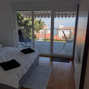 Ella, Opatija